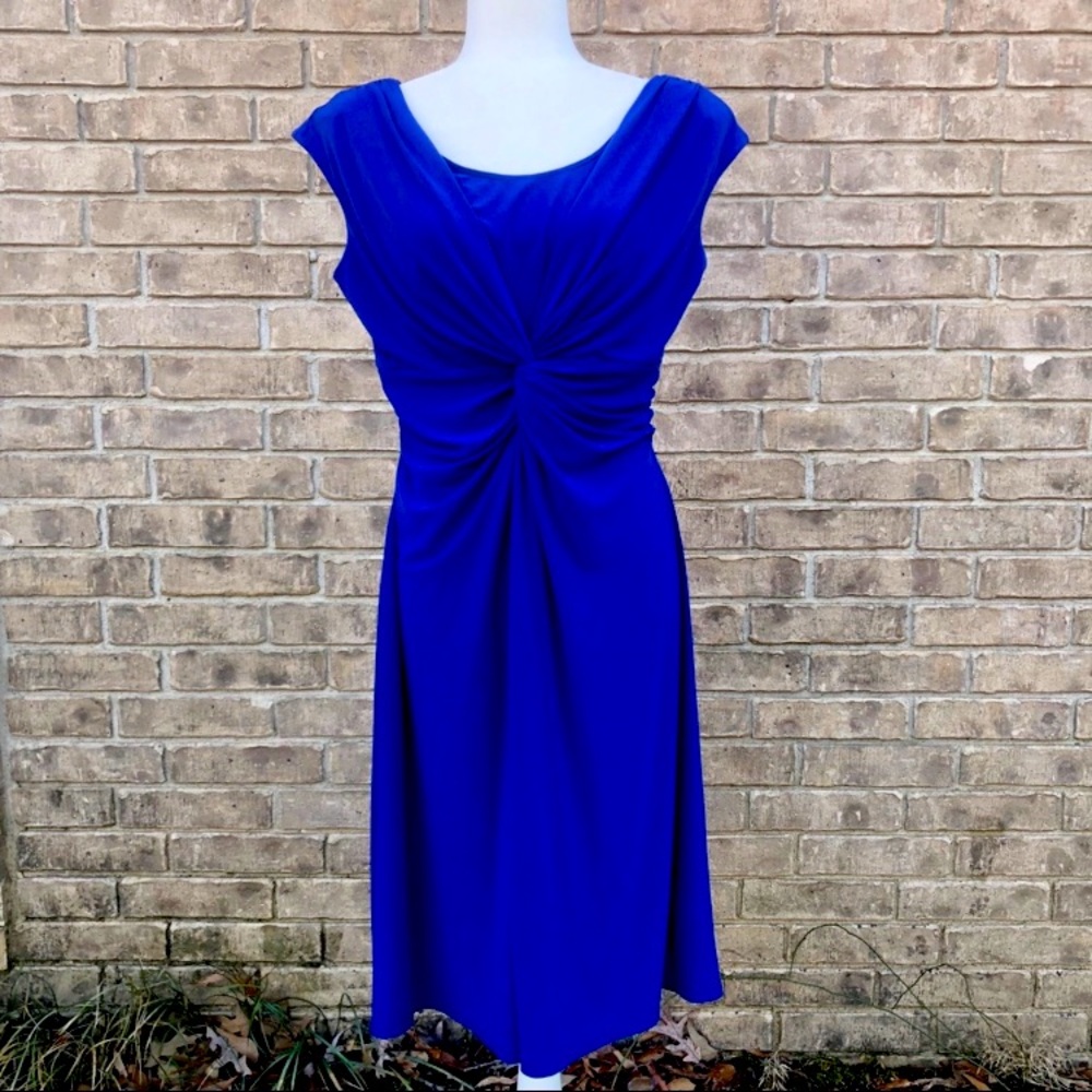 Vintage Chaps: classy blue dress with gathered ruche front. Size Large